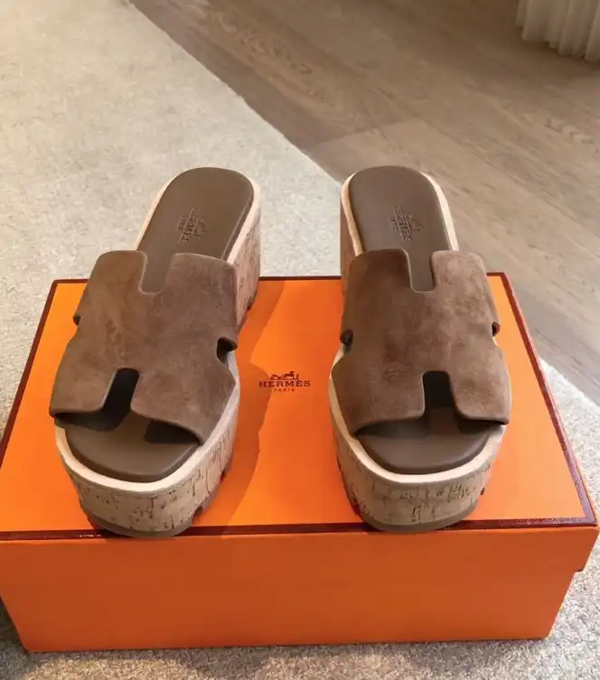 hype Hermes Slippers