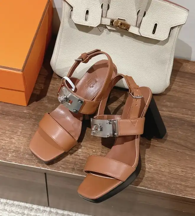 hype Hermes Sandals