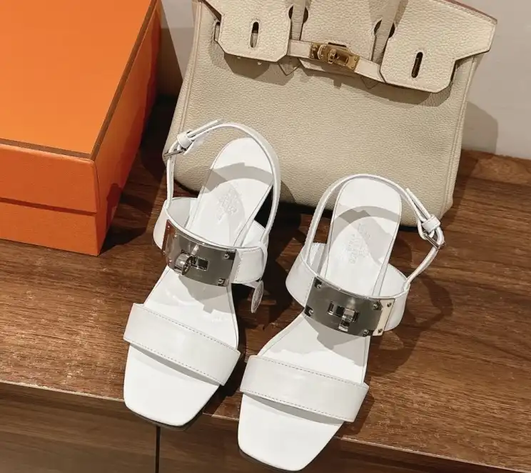 hype Hermes Sandals