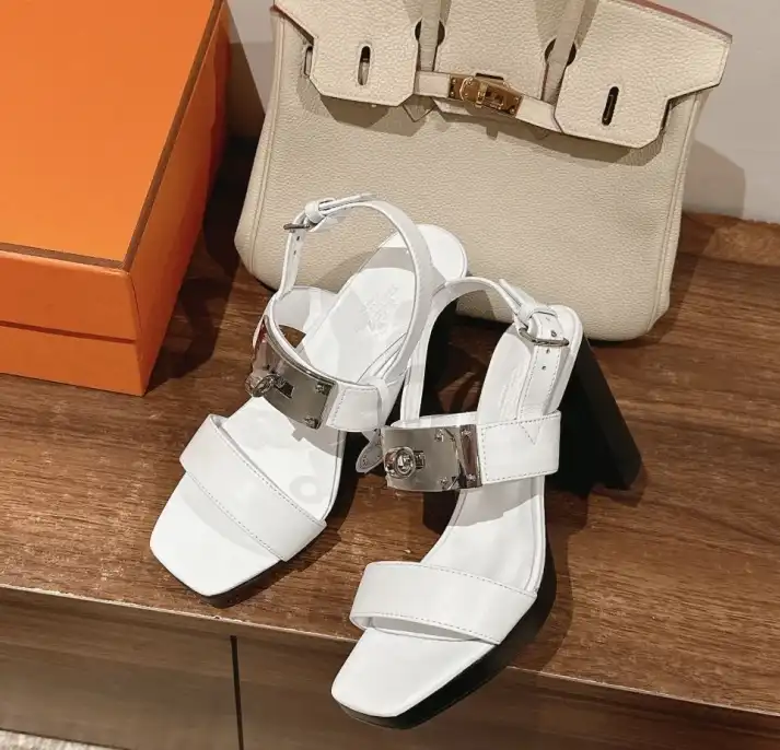 hype Hermes Sandals