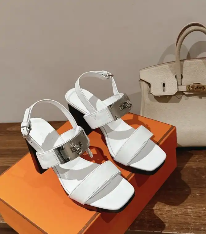 hype Hermes Sandals