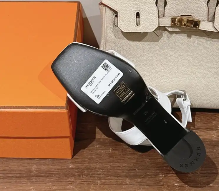 hype Hermes Sandals