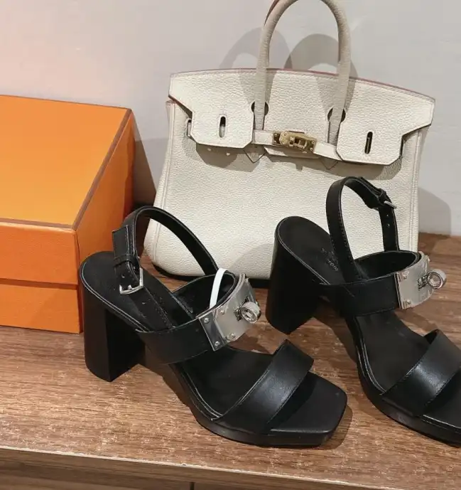 hype Hermes Sandals