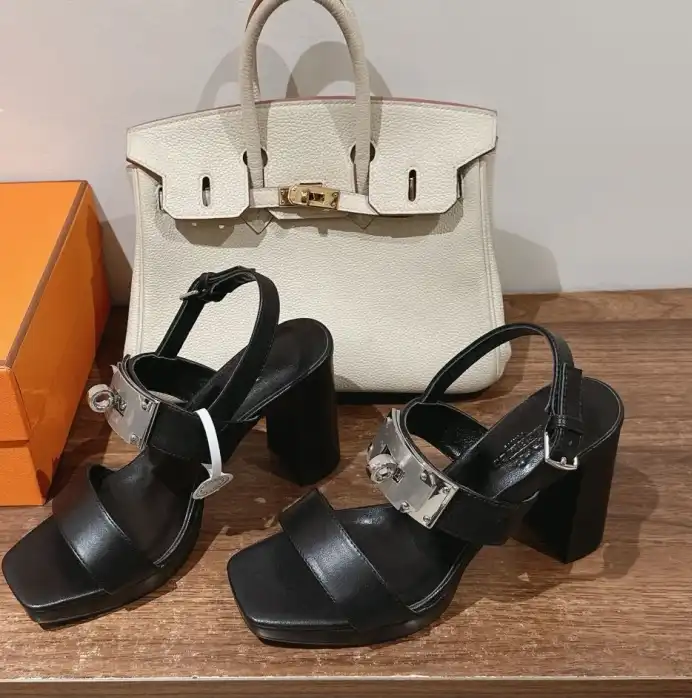 hype Hermes Sandals