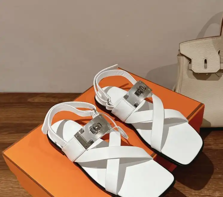 hype Hermes Sandals