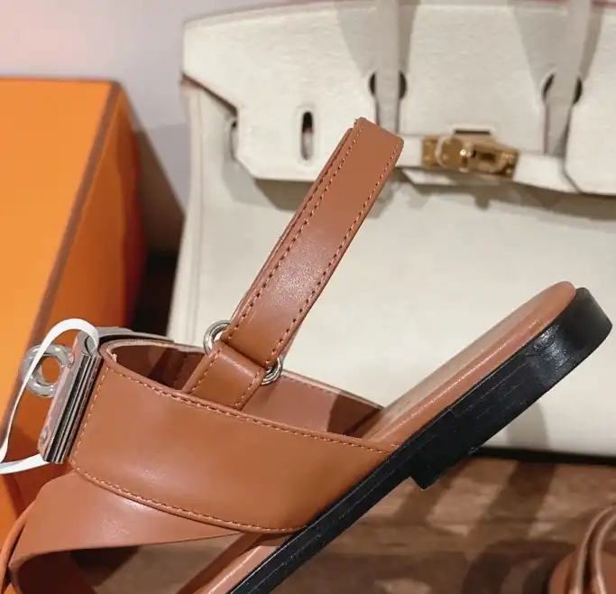 hype Hermes Sandals