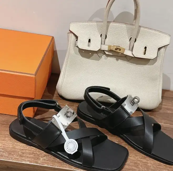 hype Hermes Sandals