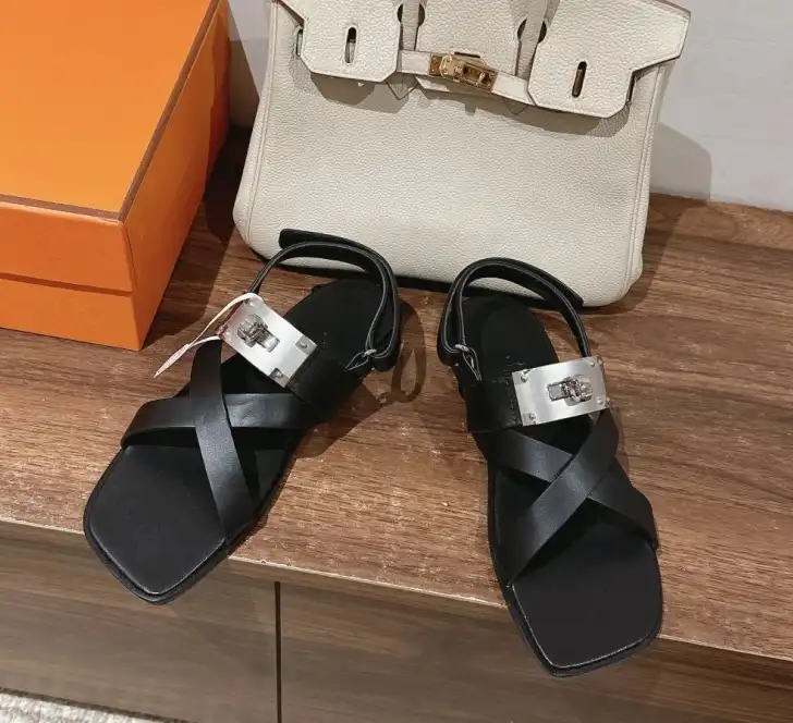 hype Hermes Sandals