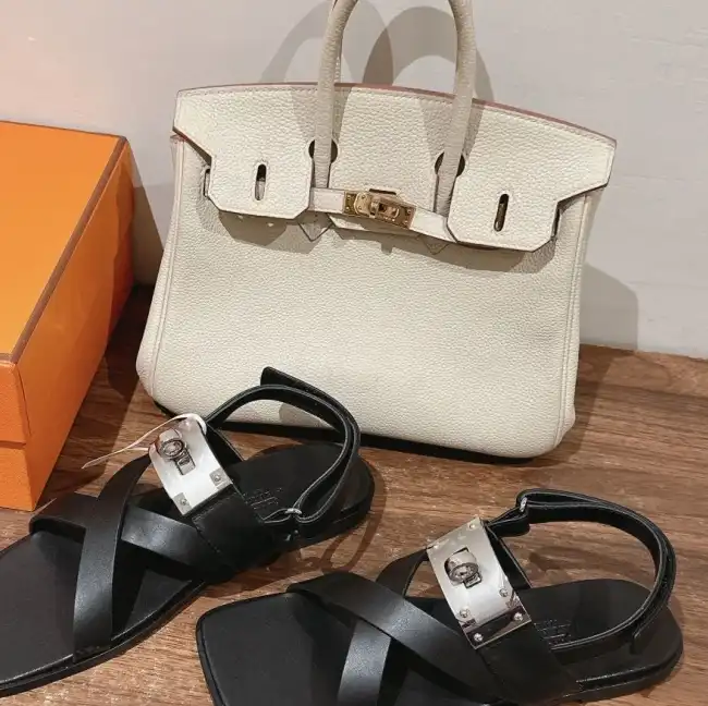 hype Hermes Sandals