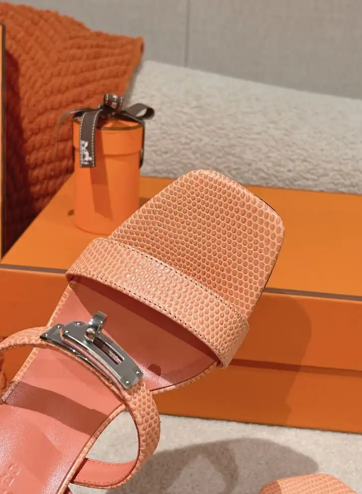 hype Hermes Sandals