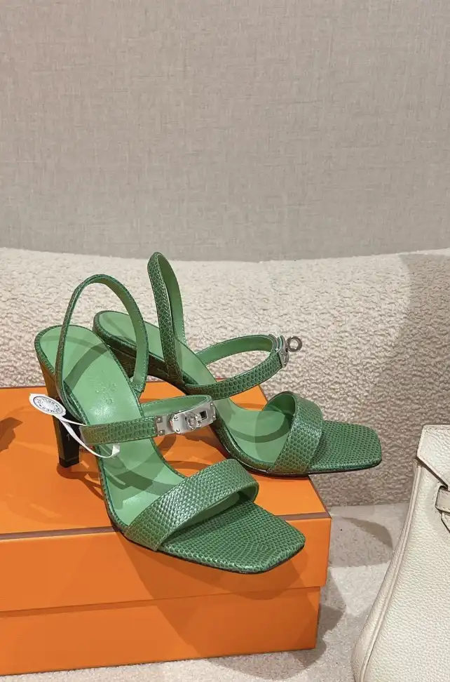 hype Hermes Sandals