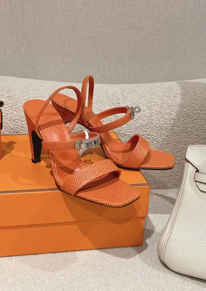 hype Hermes Sandals