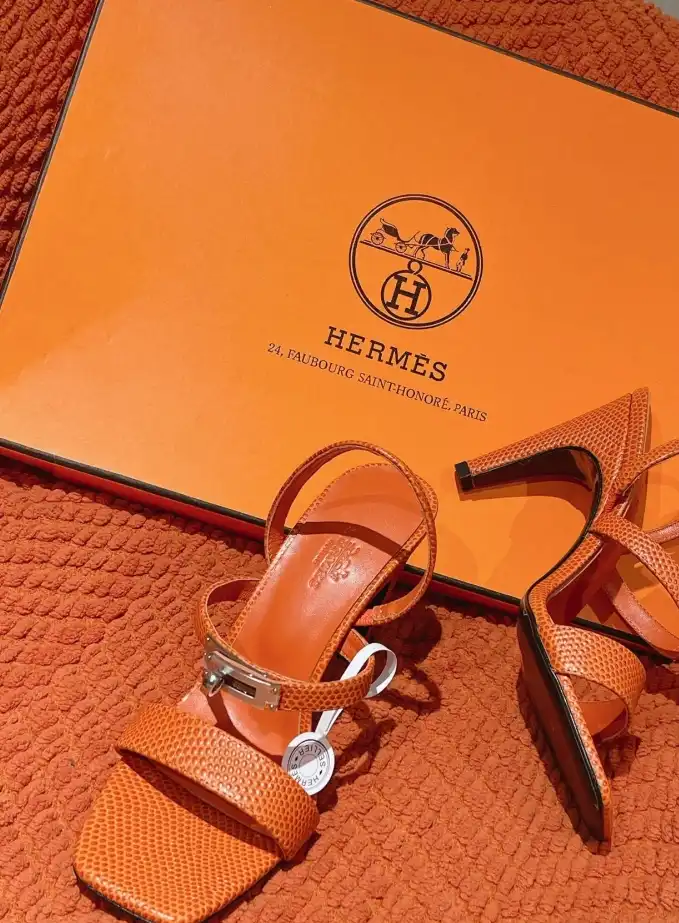 hype Hermes Sandals