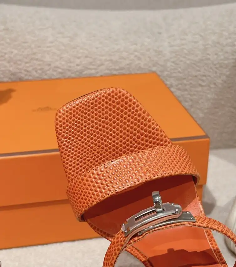 hype Hermes Sandals