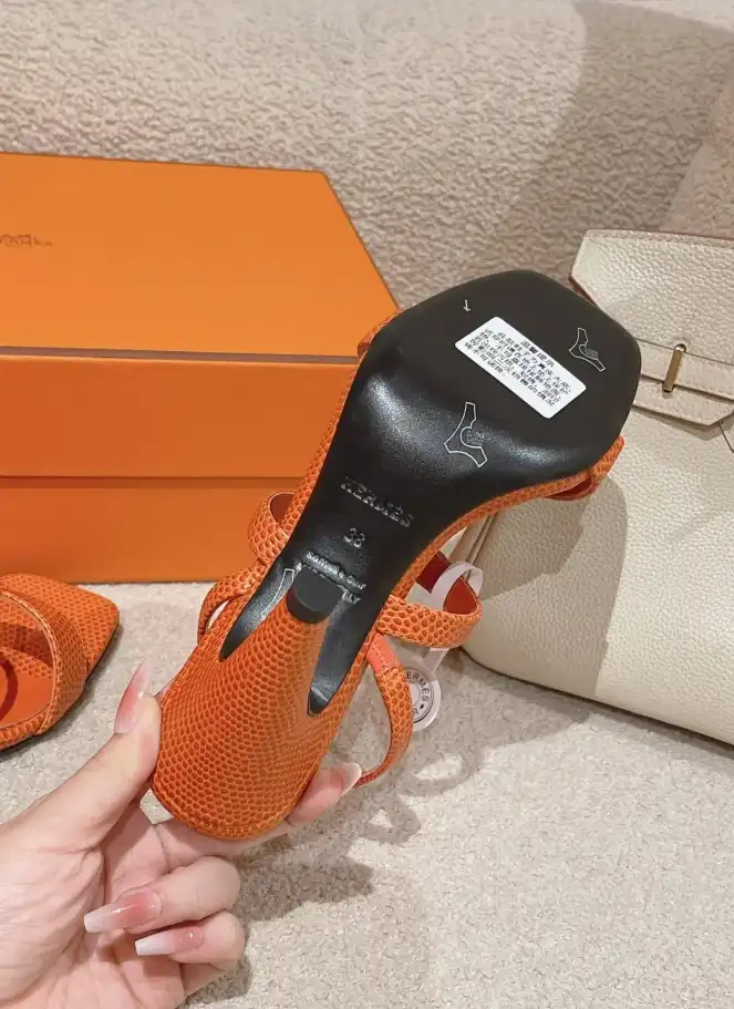 hype Hermes Sandals