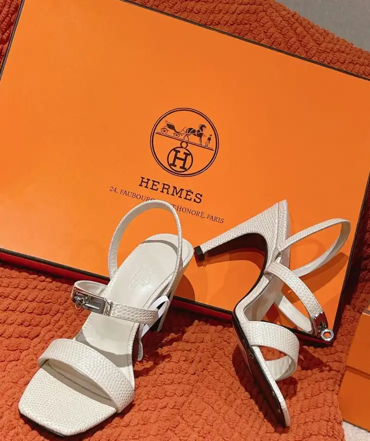 hype Hermes Sandals