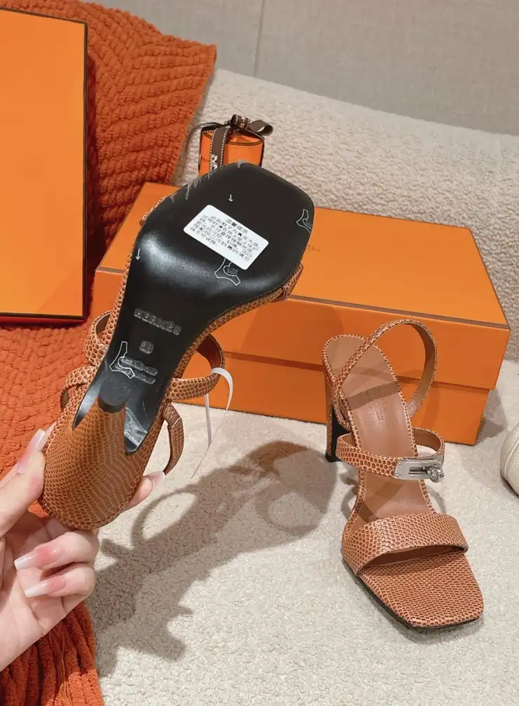 hype Hermes Sandals