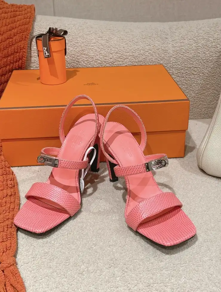 hype Hermes Sandals