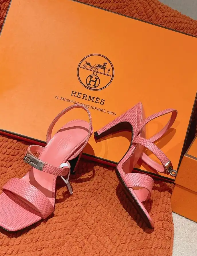 hype Hermes Sandals