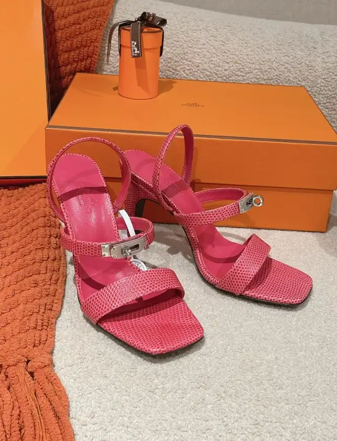 hype Hermes Sandals