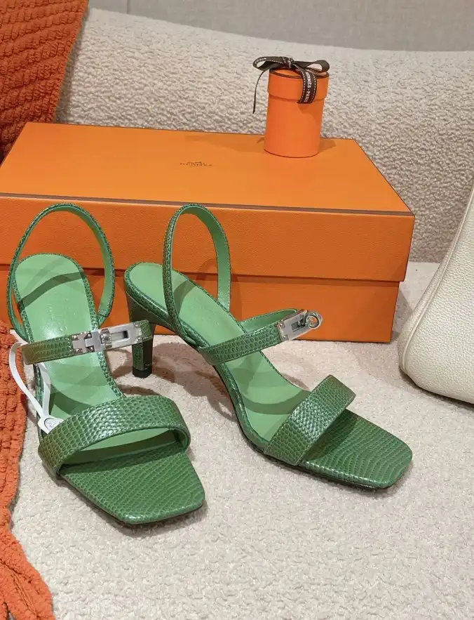 hype Hermes Sandals