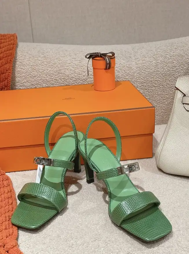 hype Hermes Sandals