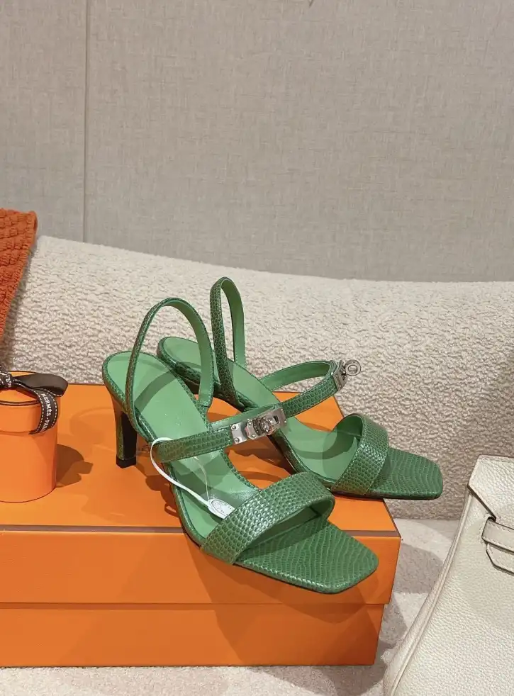 hype Hermes Sandals