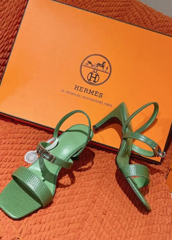 hype Hermes Sandals