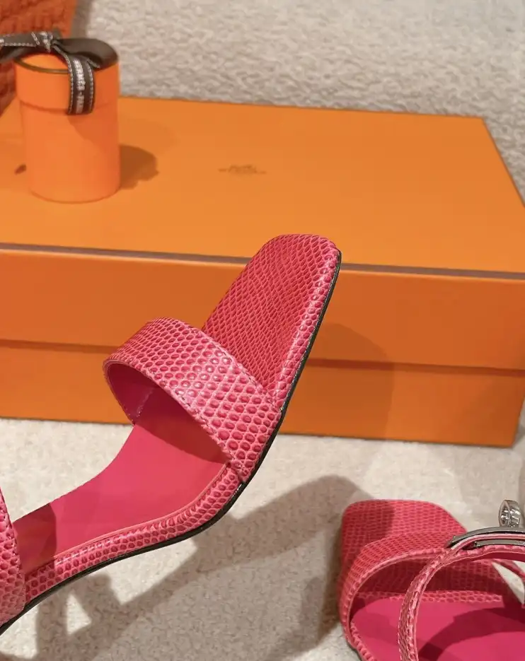 hype Hermes Sandals