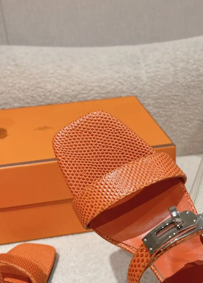 hype Hermes Sandals