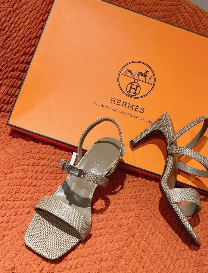 hype Hermes Sandals