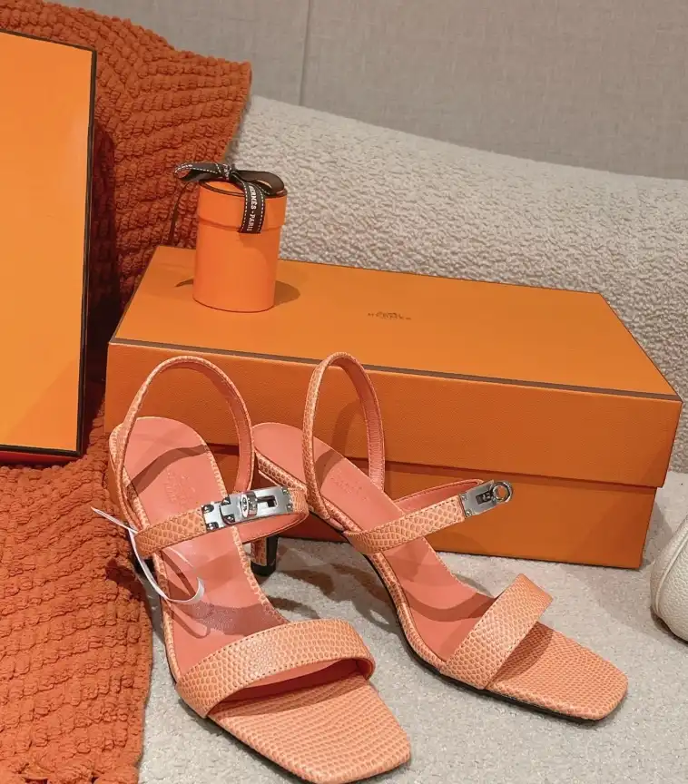 hype Hermes Sandals