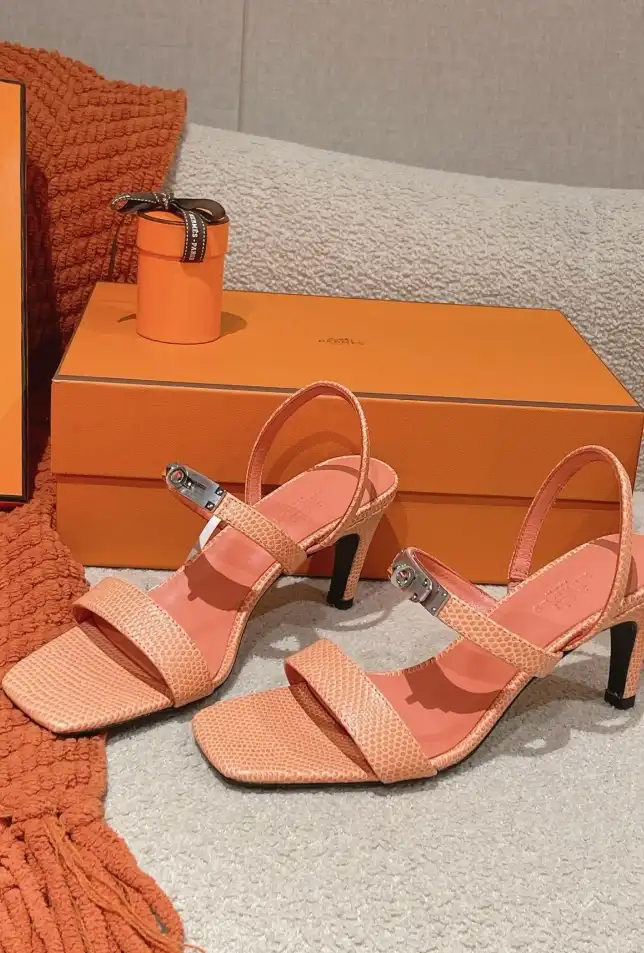 hype Hermes Sandals