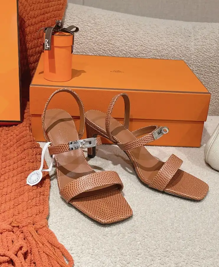 hype Hermes Sandals