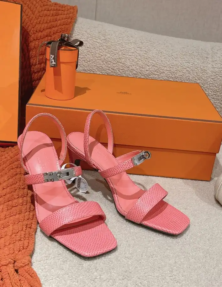 hype Hermes Sandals