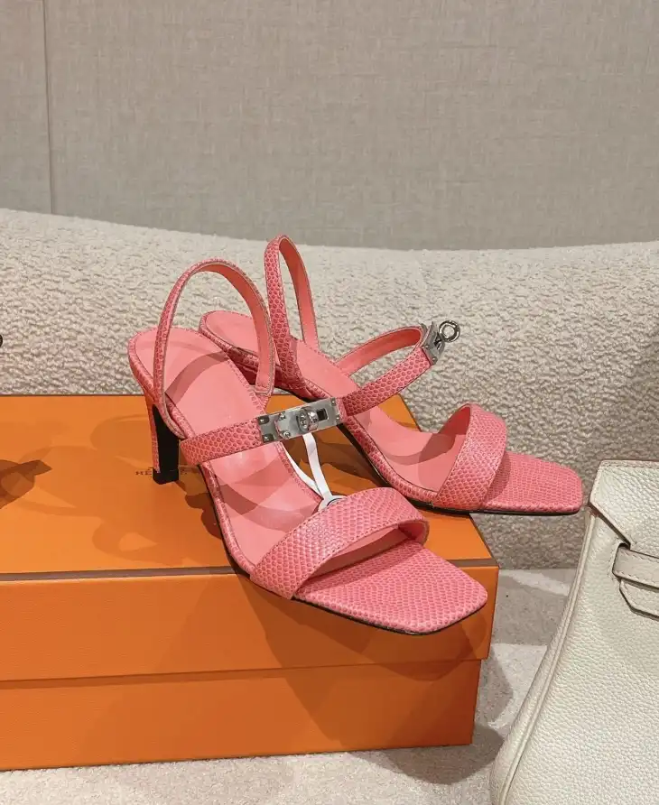 hype Hermes Sandals