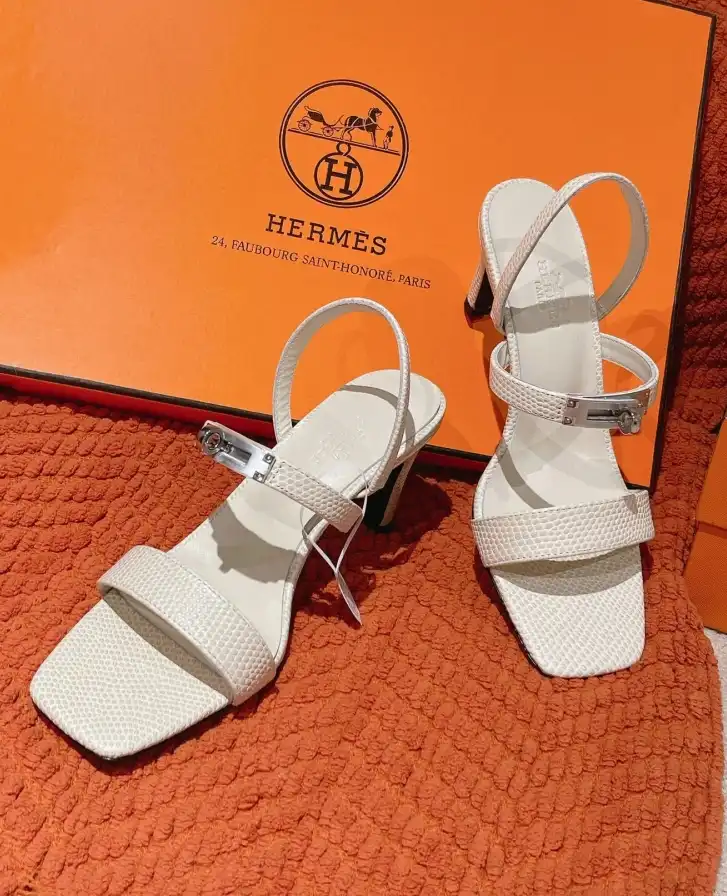 hype Hermes Sandals