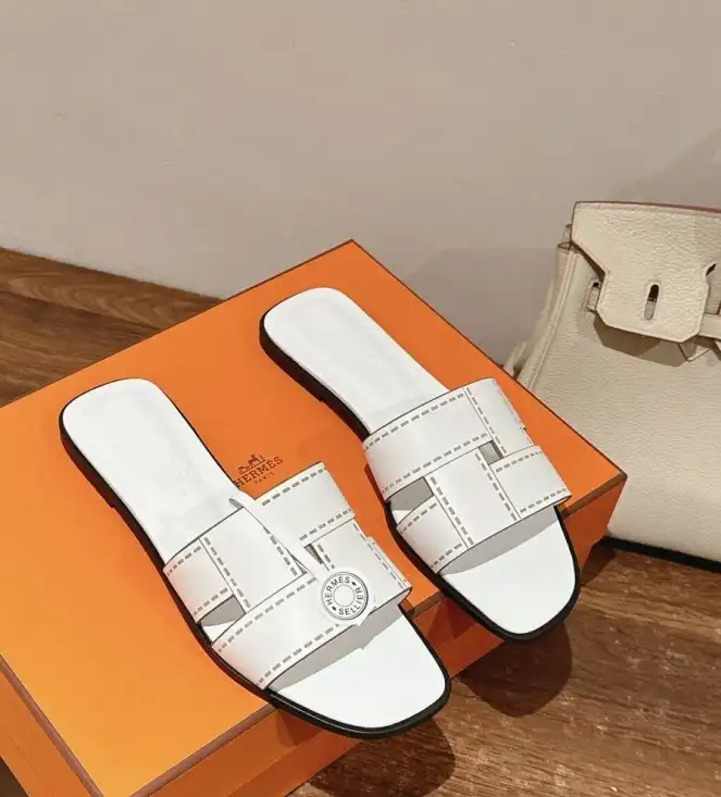 hype Hermes Slippers