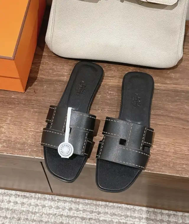 hype Hermes Slippers