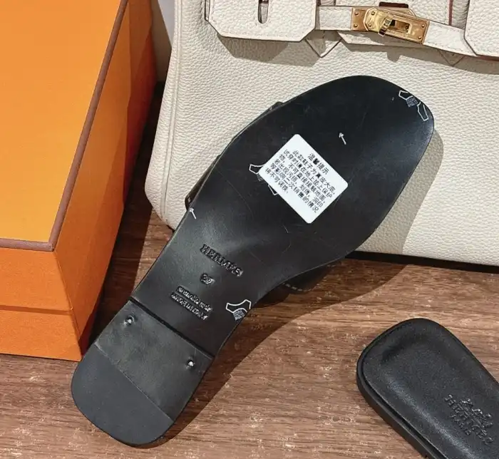 hype Hermes Slippers