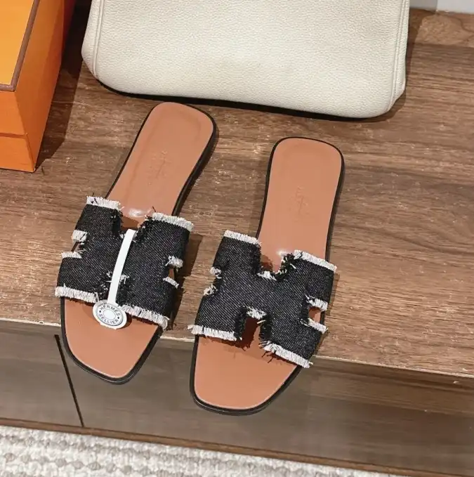 hype Hermes Slippers