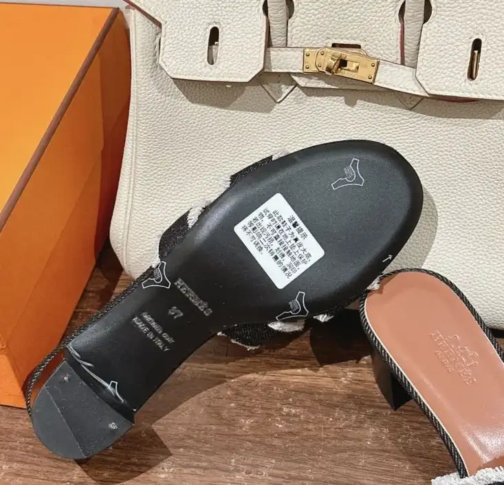 hype Hermes Slippers