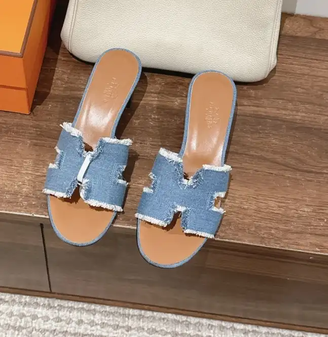 hype Hermes Slippers