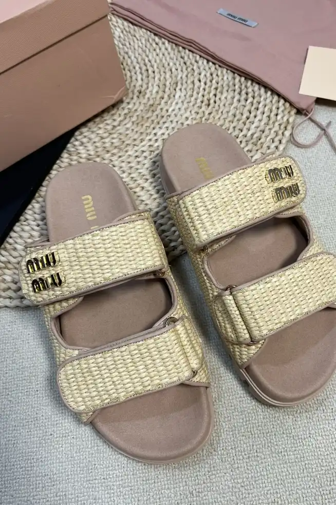 hype Miu Miu Sandals