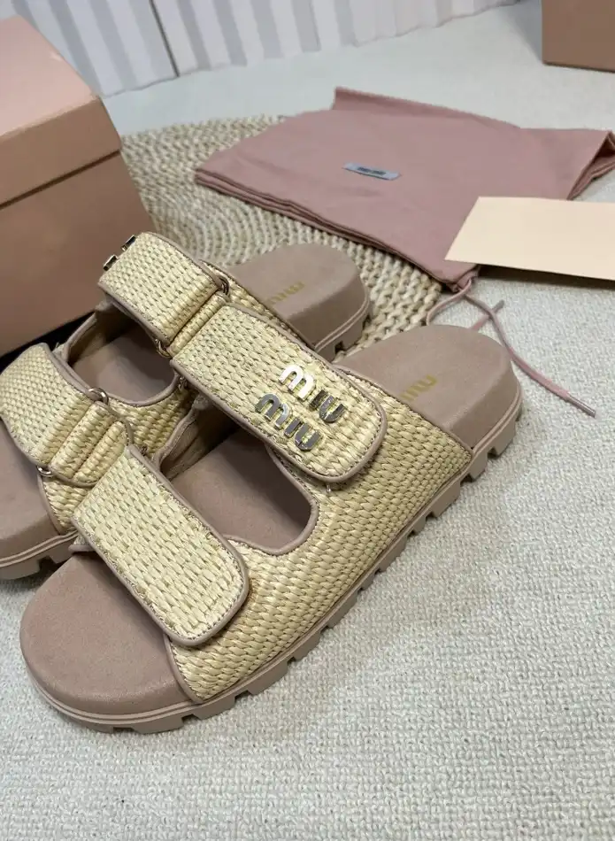 hype Miu Miu Sandals