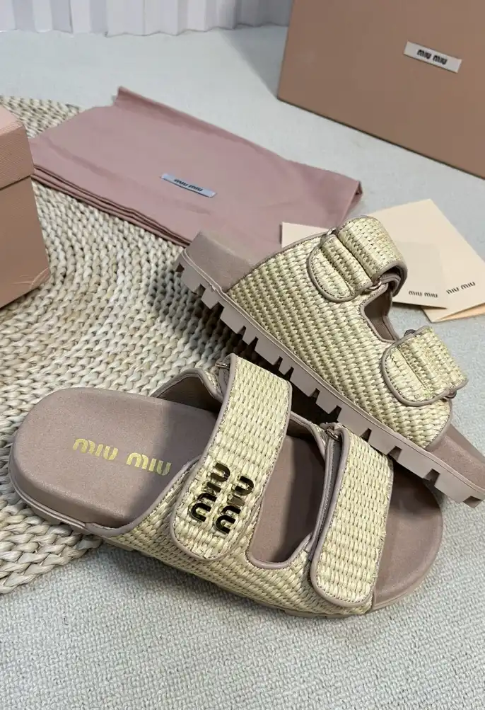 hype Miu Miu Sandals