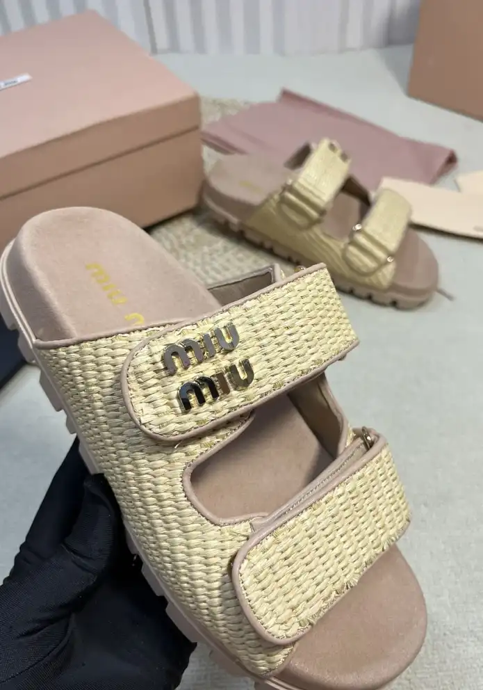 hype Miu Miu Sandals