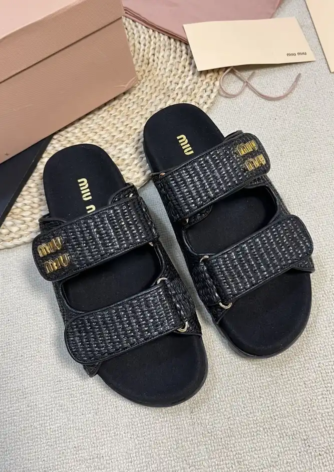 hype Miu Miu Sandals