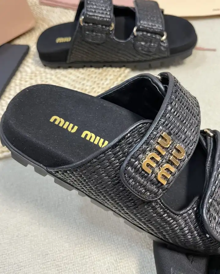 hype Miu Miu Sandals