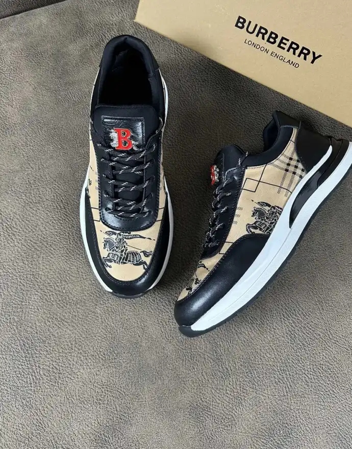 hype Burberry Sneakers